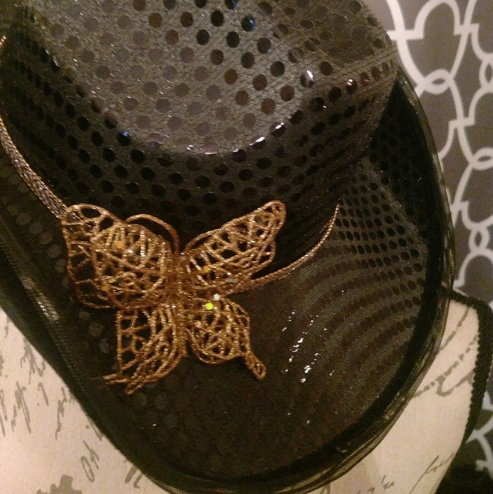 Custom hat - Picture 4 of 4